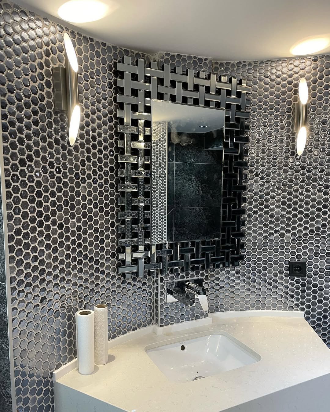 Black venetian Mirror